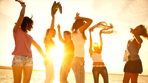 勒沃库森客场不敌弗赖堡：德国足坛的较量与反思